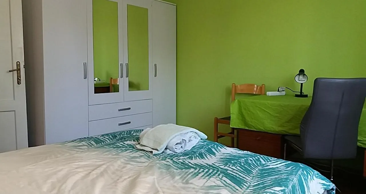 Rooms & Apartments Murgle ليوبليانا بيت شباب