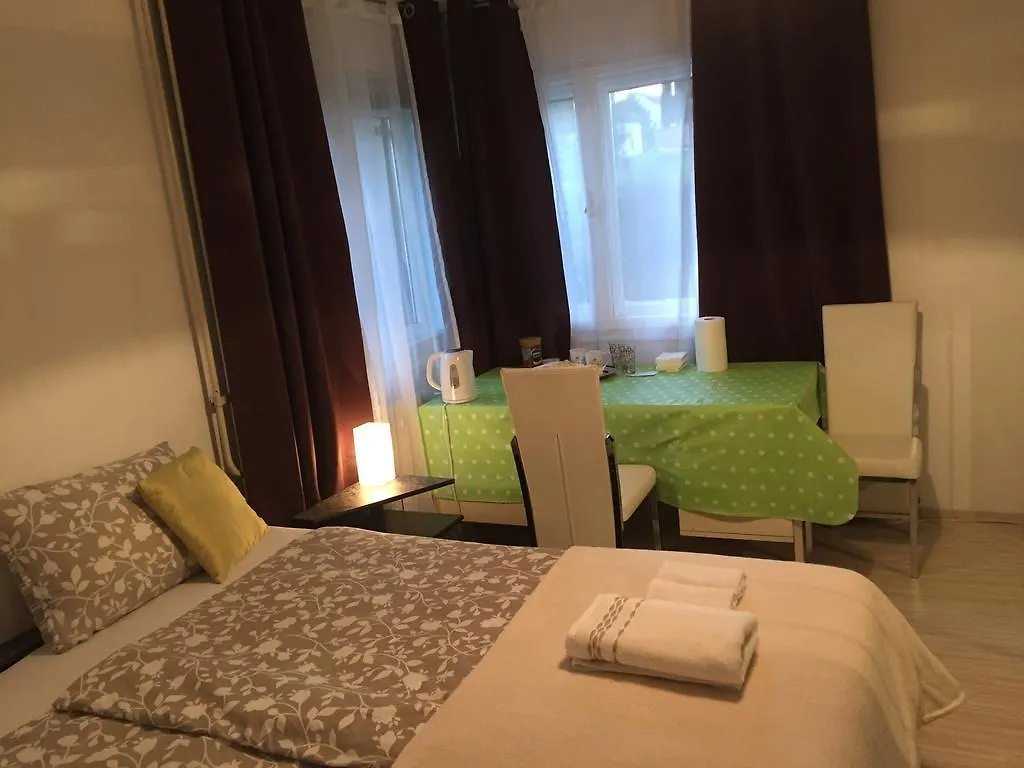 بيت شباب Rooms & Apartments Murgle ليوبليانا