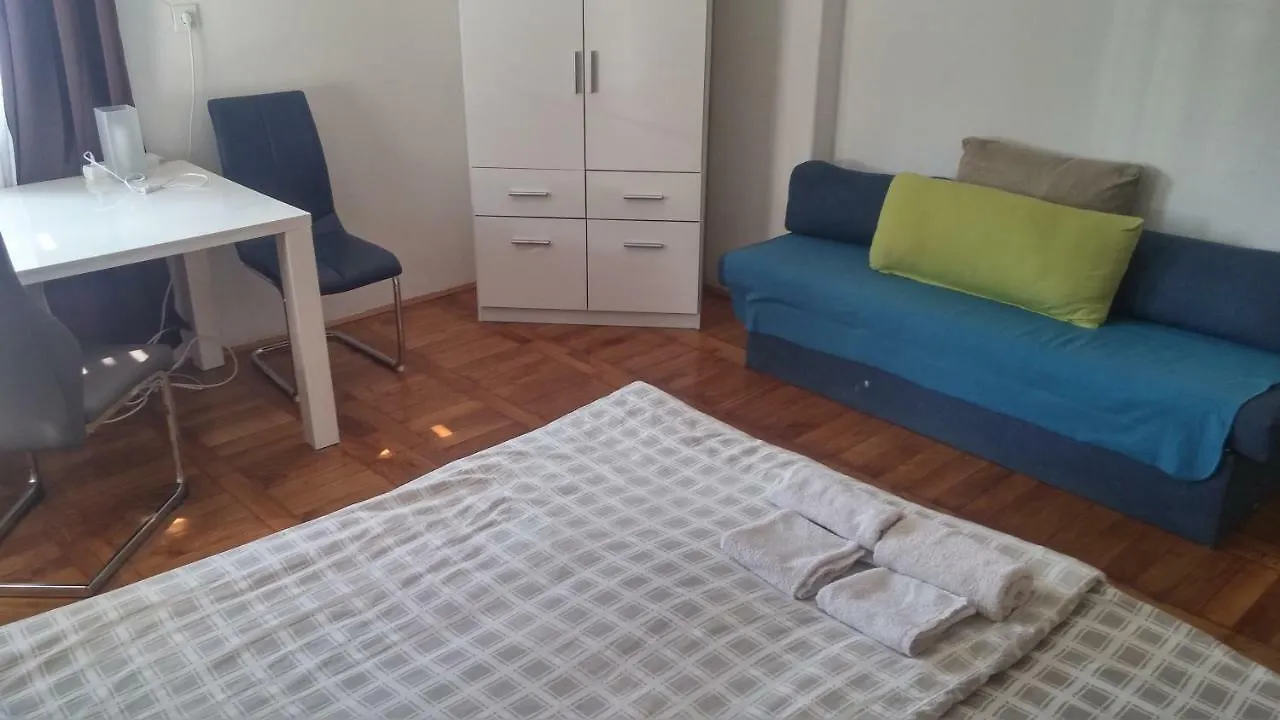 ホステル Rooms & Apartments Murgle リュブリャナ