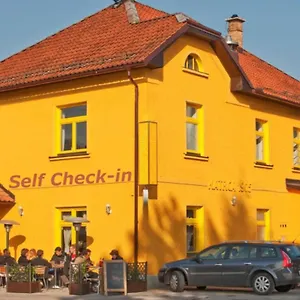 Katrca Otel