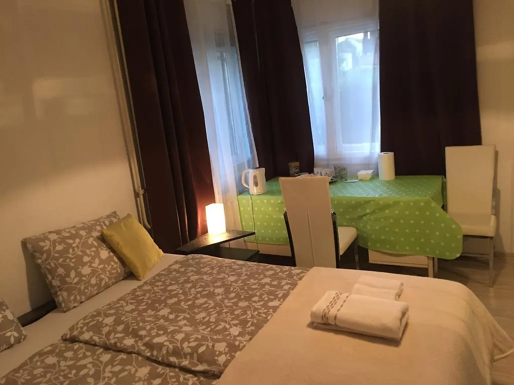 Rooms & Apartments Murgle Liubliana
