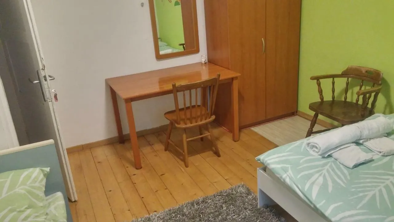 Rooms & Apartments Murgle Liubliana 0*,