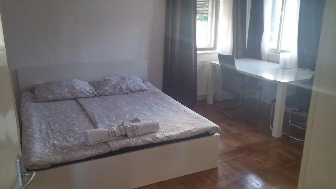 Hostal Rooms & Apartments Murgle Liubliana Eslovenia