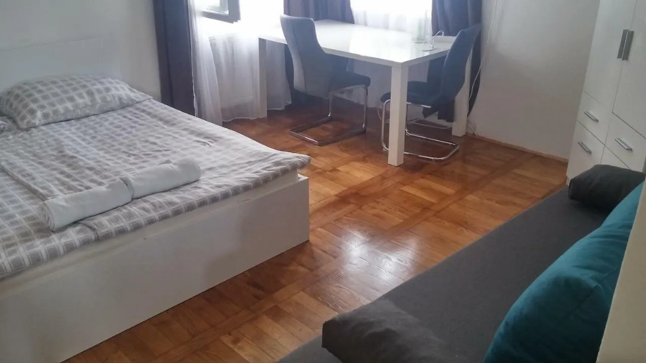 Hostal Rooms & Apartments Murgle Liubliana Eslovenia